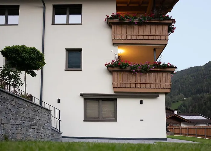 Berg' & Bluamen Stubai *