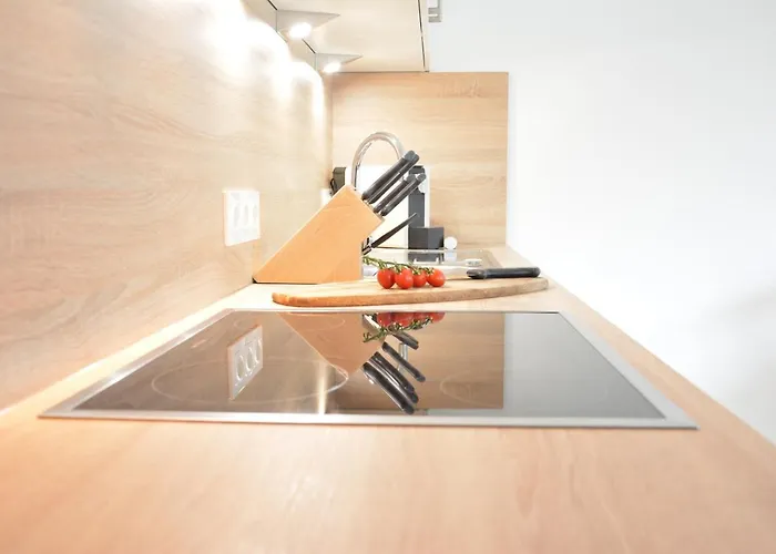 Berg' & Bluamen Stubai Апартаменти Нойштіфт-ім-Штубайталь