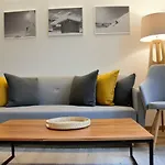 アパート Berg' & Bluamen Stubai ノイシュティフト・イム・シュトゥーバイタール